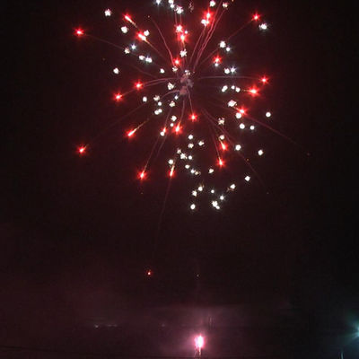 Liuyang Factory Pyrotechnics 1.2'' Inch 200 Shots Consumer Cake Fireworks Christmas New Year Cake Fireworks & Firecrackers